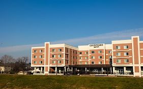 Courtyard By Marriott Rome